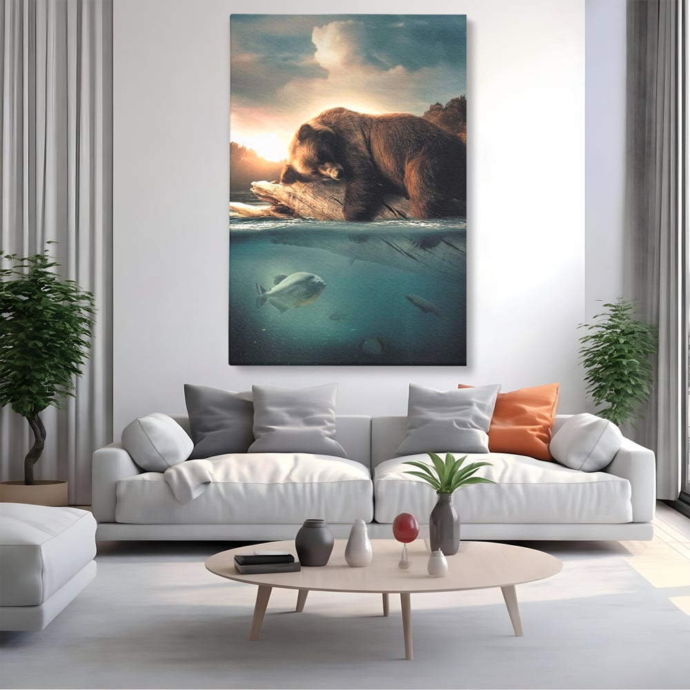 Tablou canvas cu tablou urs brun si peste subacvatic, fara rama, pe sasiu de lemn, pe perete intr-un living